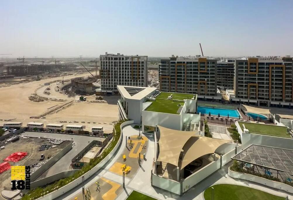 Apartment Spacious And Comfort At Sobha Waves Dubai
